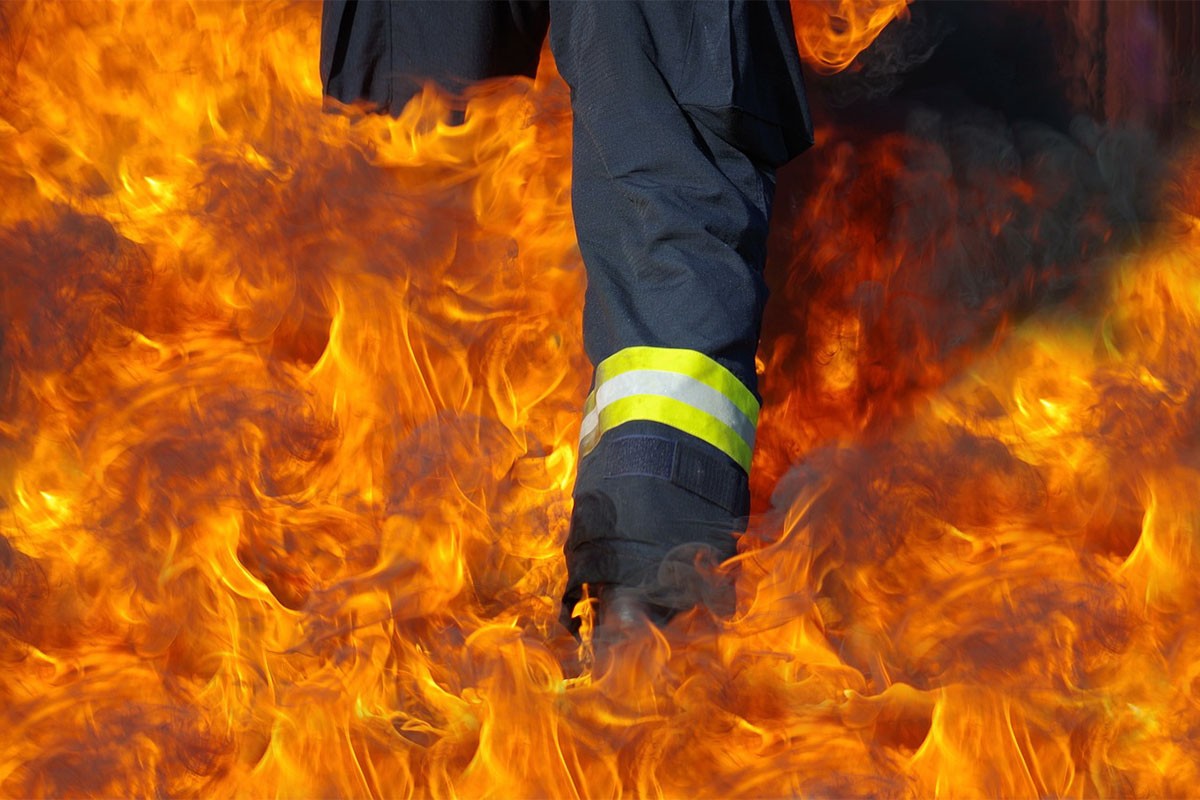 Tri Hrvata i državljanka Poljske upaljačem izazvali požare na deset lokacija