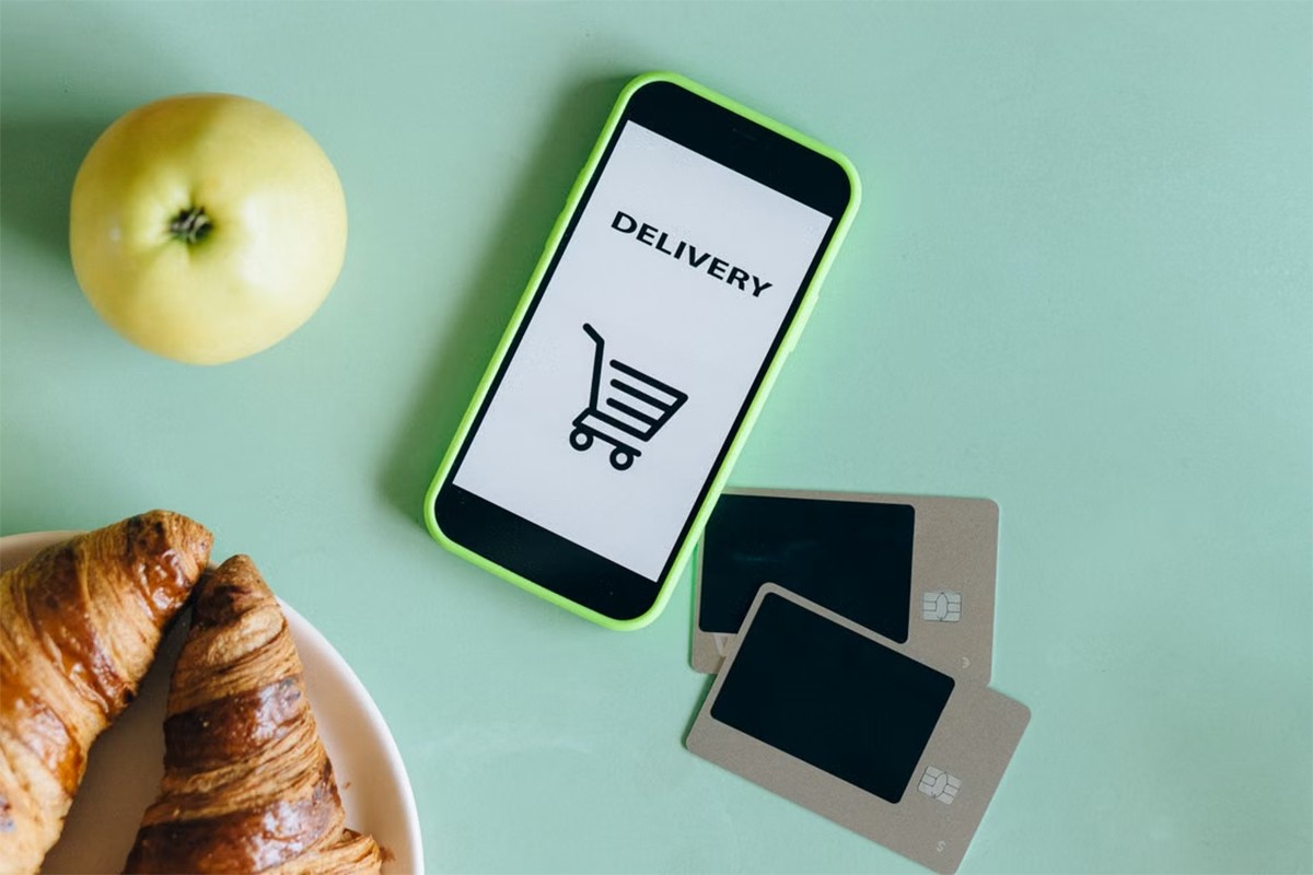 Uber i Zipline uvode dostavu hrane dronovima u SAD