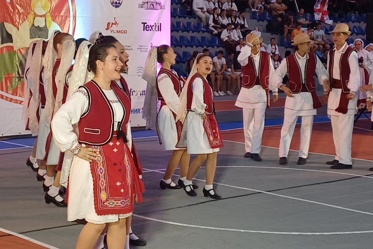 "Licidersko srce" okupilo folkloraše iz sedam zemalja