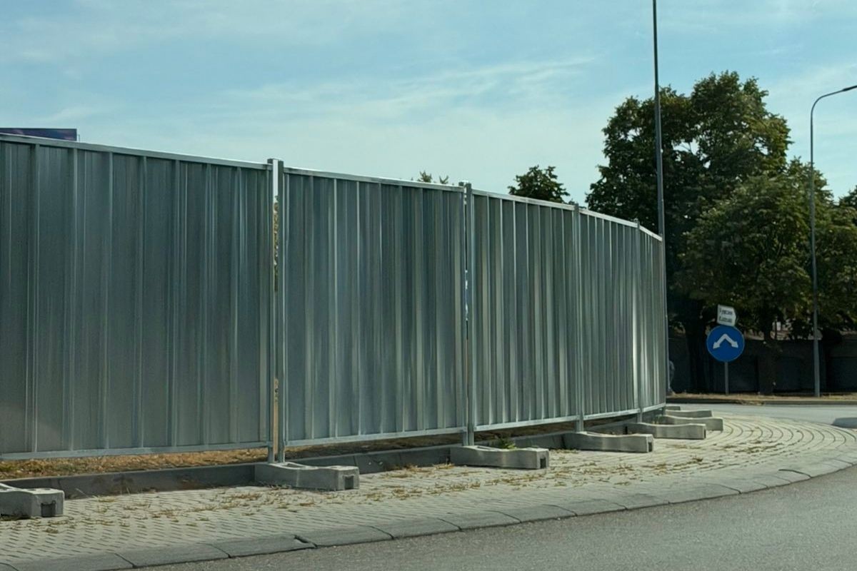 Ograđen kružni tok kod Lesnine: Prave kneza Lazara, radovi vrijedni 1,7 miliona KM