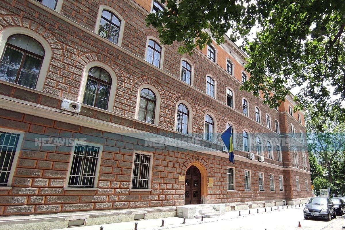 Deset kandidata za Predsjedništvo BiH: Ko ulazi u trku (FOTO)