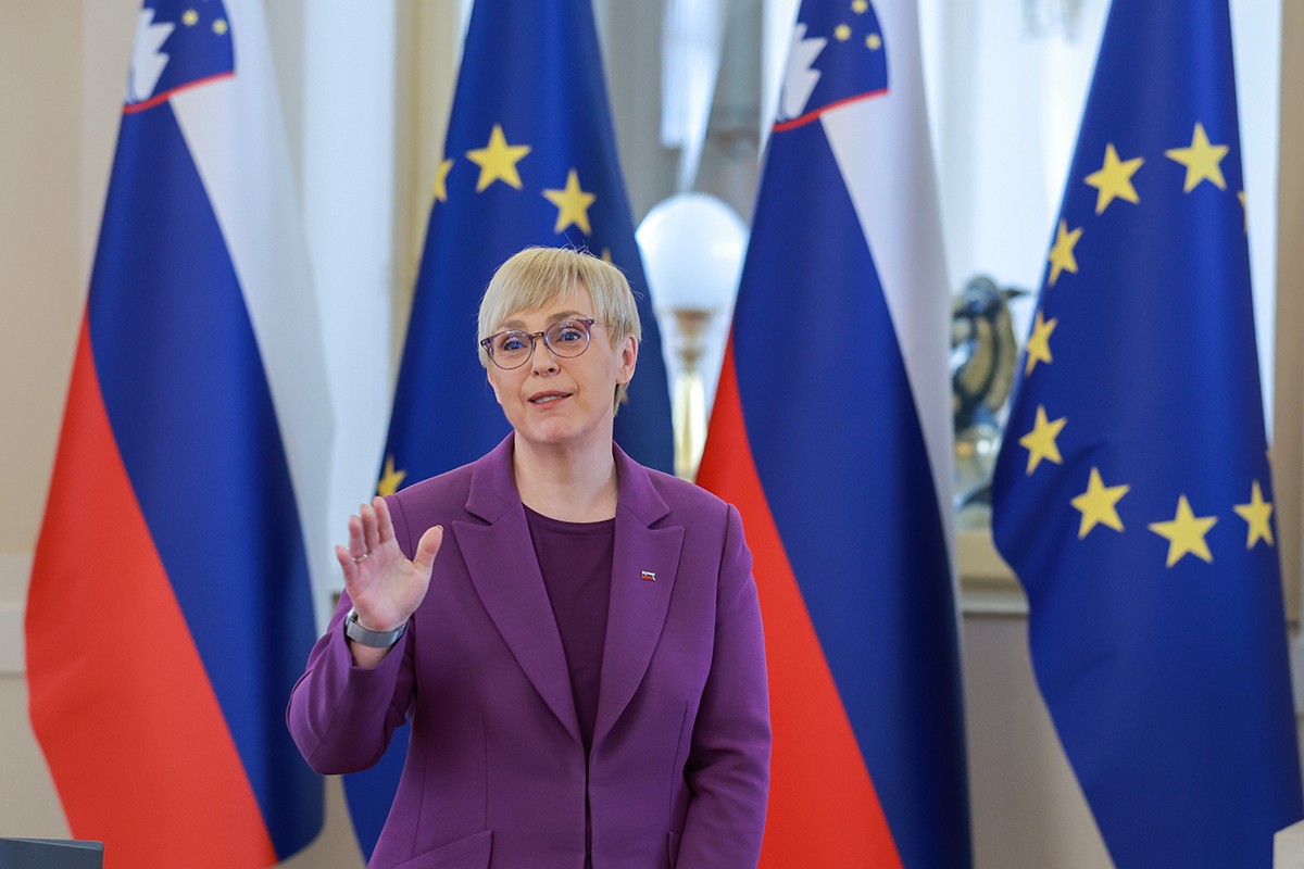 Kako se nezgoda predsjednice Slovenije pretvorila u političku, špijunsku i ljubavnu aferu