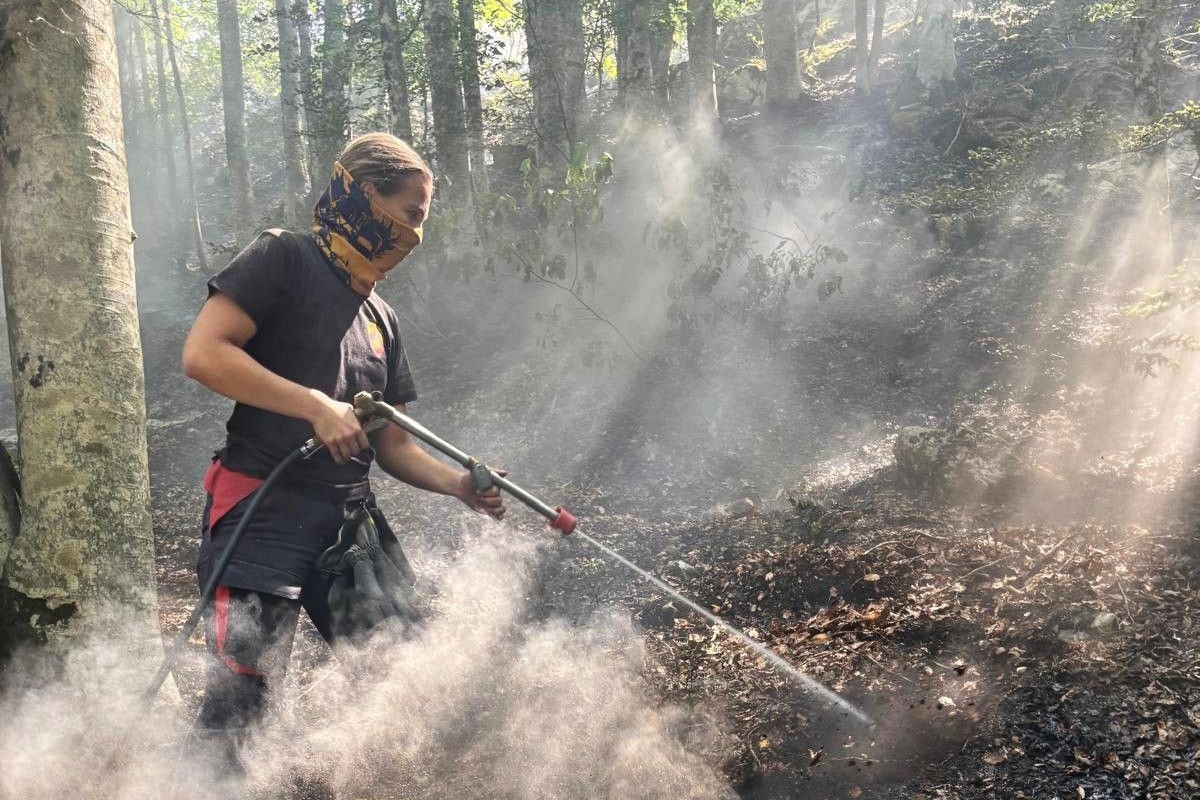 Hrabra Lara Gvozden: Od 15. godine gasi požare, iza nje već 40 intervencija