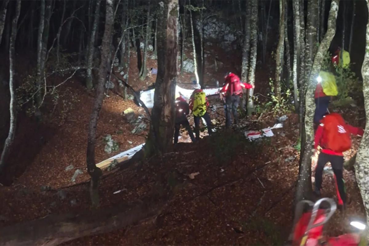 Drama na Velebitu završila tragedijom: U olupini aviona pronađena dva tijela