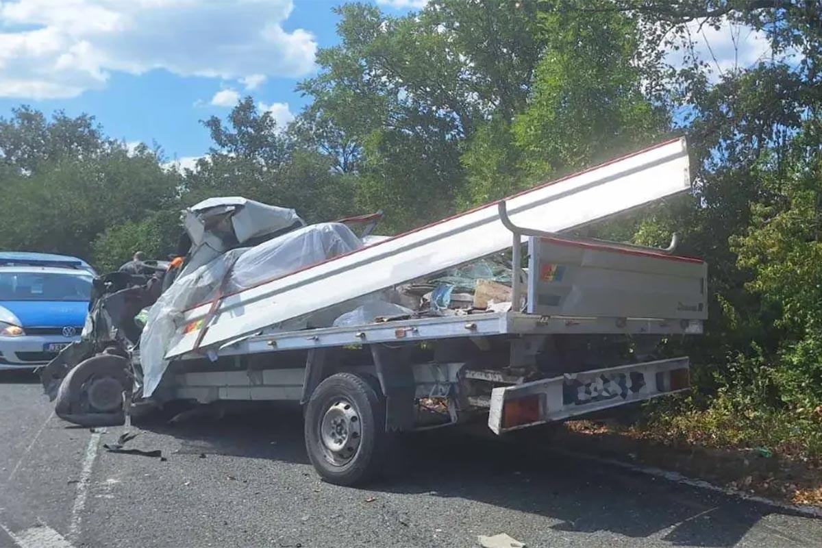 Teška saobraćajka na putu Bileća - Gacko, jedna osoba povrijeđena