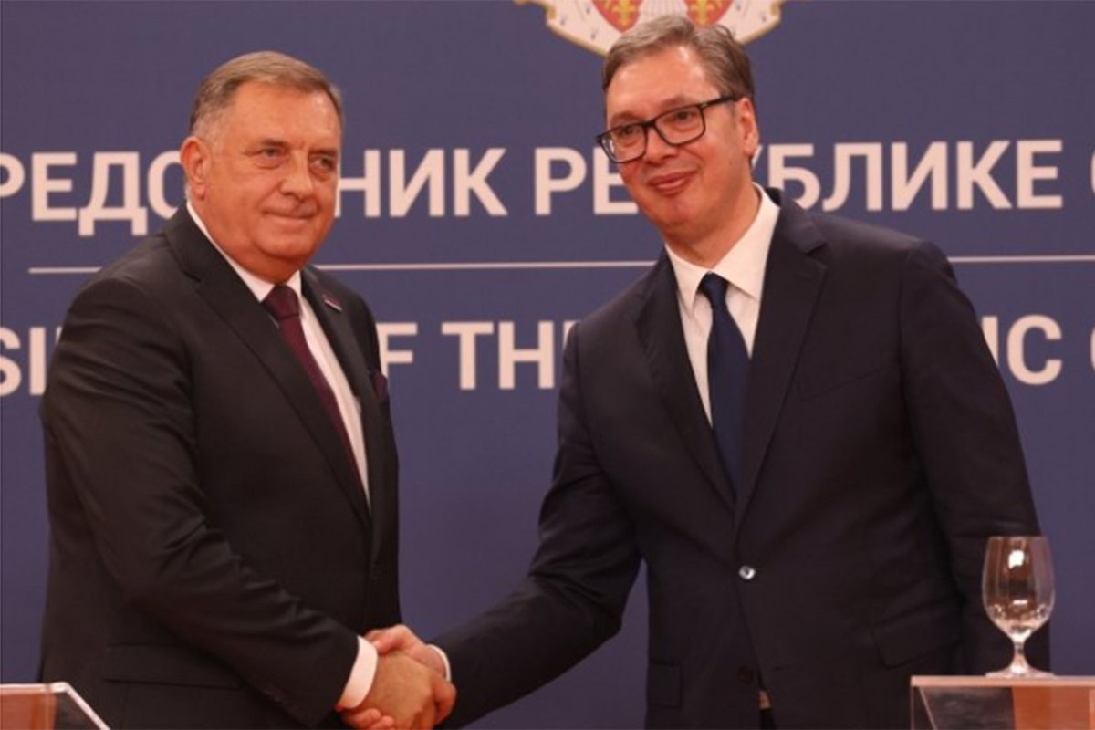 Dodik podržao Vučića: Njegova pobjeda je i pobjeda Srpske