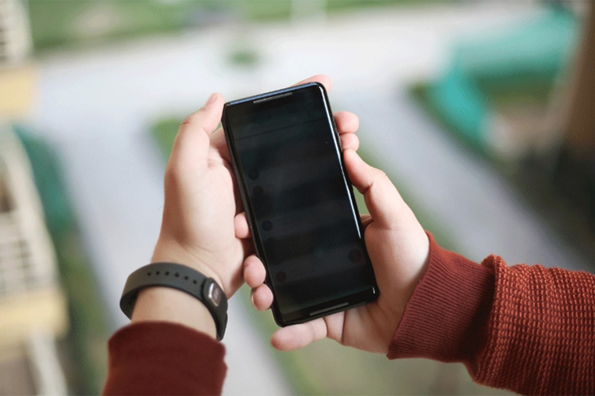 Mit o riži: Šta stvarno da uradite ako vam se pokvasi telefon