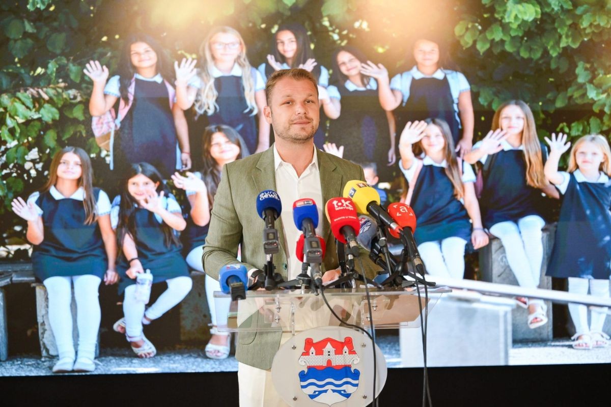Draško Stanivuković predstavio set od pet mjera