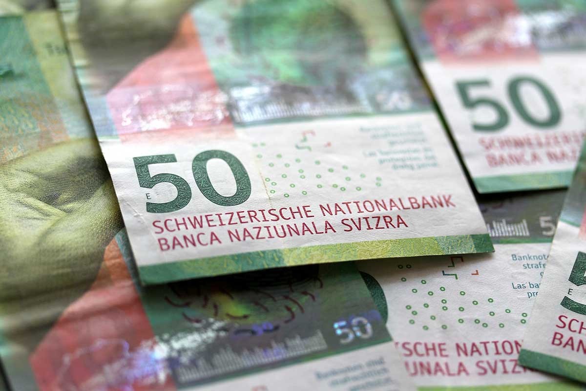 Da li će Švajcarska narodna banka uvesti kamatnu stopu ispod nule?