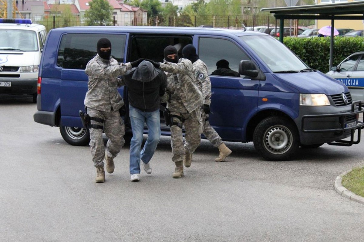 Akcija "Han": SIPA uhapsila šest osoba, zaplijenili gomilu para