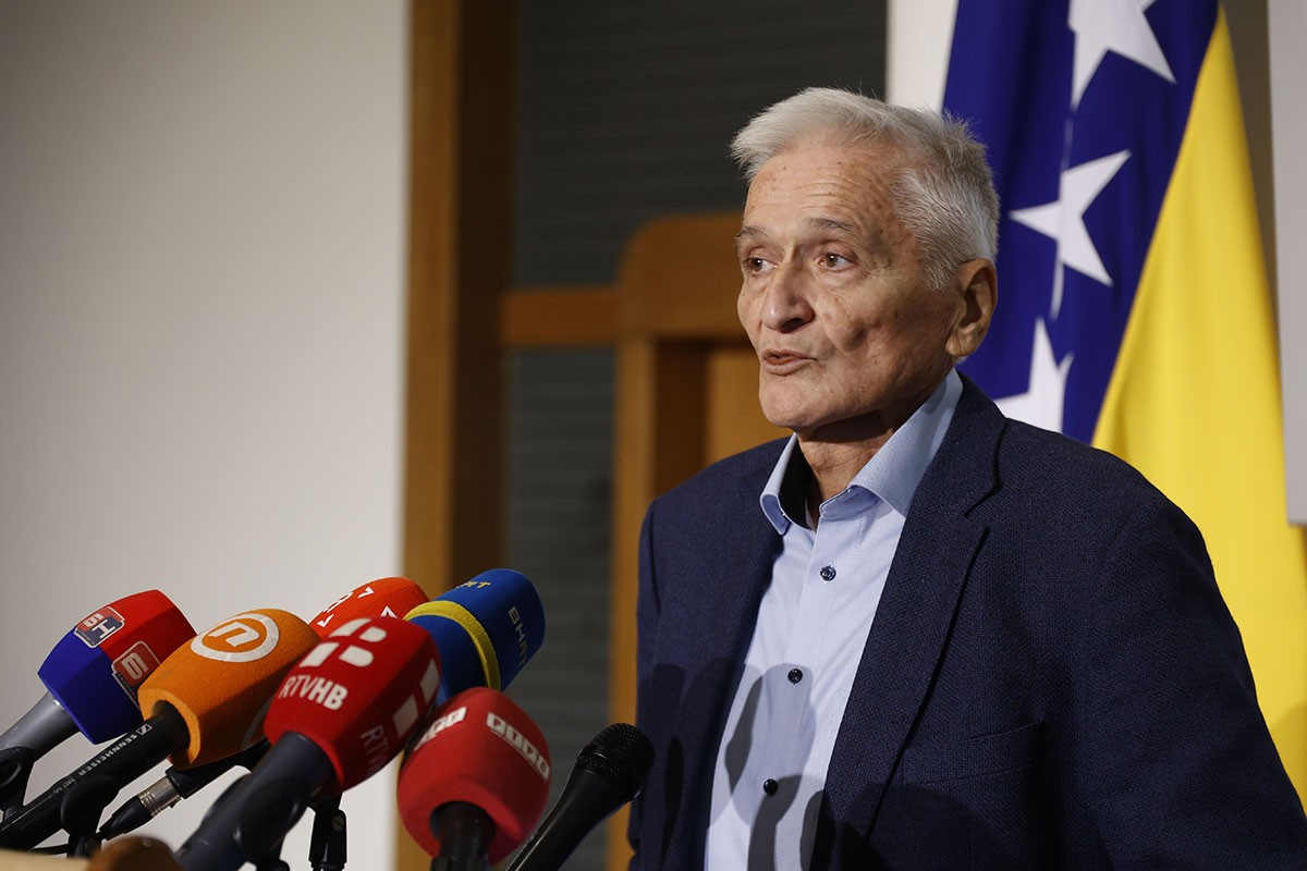 Špirić: Opoziciji zakon o državnoj imovini bio ulaznica za vlast u Sarajevu