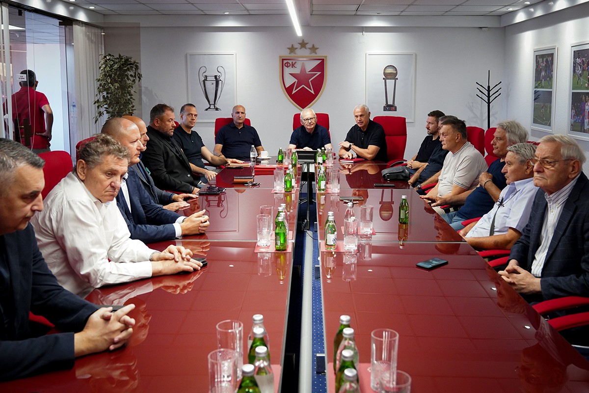Vanredno saopštenje Upravnog odbora Zvezde nakon debakla u Češkoj