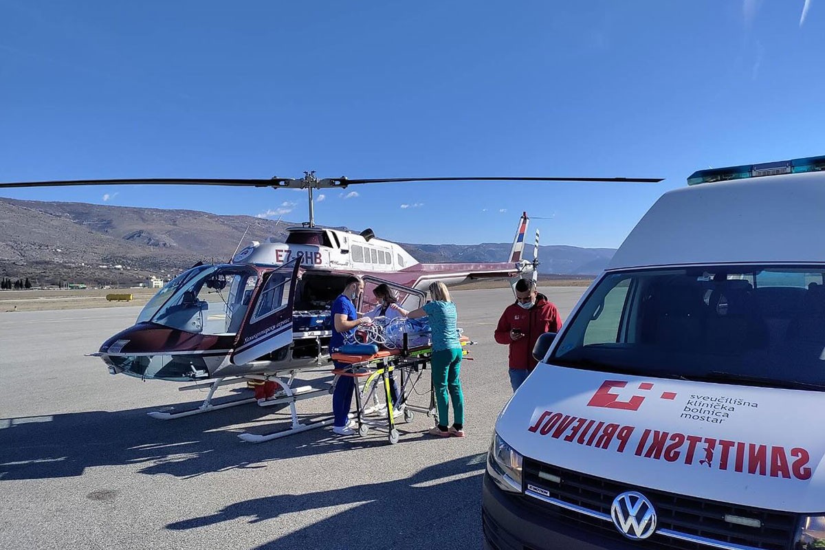 Dječak helikopterom hitno prevezen iz Banjaluke u Beograd