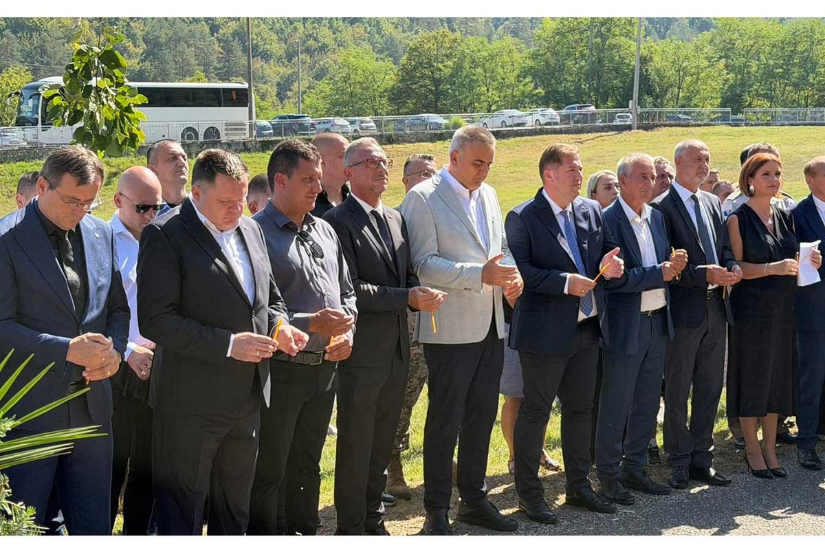 U Petrovu obilježen Dan nestalih: Srpske žrtve ne smiju biti uzaludne