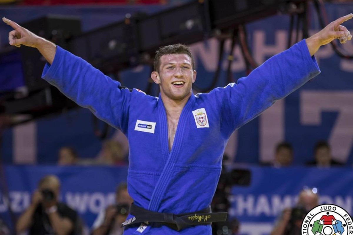 Nemanja Majdov osvojio bronzu u Lozani