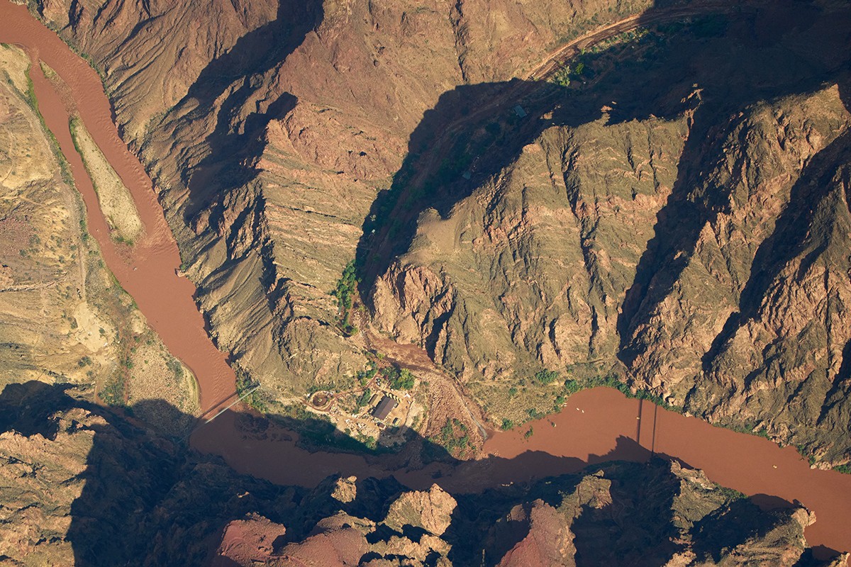 Dvije osobe poginule u Velikom kanjonu nakon bujične poplave