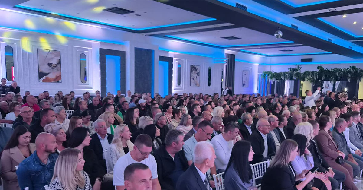 Puna sala u Bijeljini: Stevandić poručio "Izaberite dobro, pravo i zdravo"
