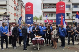 Kandidati US družili se sa Srpčanima: Niko ne smije da se odrodi od naroda (FOTO)