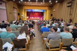 Prepuna sala uživala uz guslara: Stevandić obećao ispraviti najveći grijeh Srpske prema Hercegovini