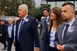 Čović prošetao Banjalukom sa kandidatom HDZ-a za predsjednika RS