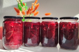 Domaća cvekla za zimu: Recept bez komplikovanja (VIDEO)