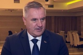 Višković odgovorio Staniću: „U ponedjeljak podnosim tužbu za ...