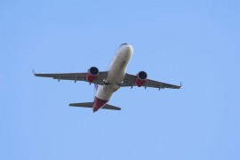Uzbuna zbog neobičnih mirisa: Prizemljeno pet aviona