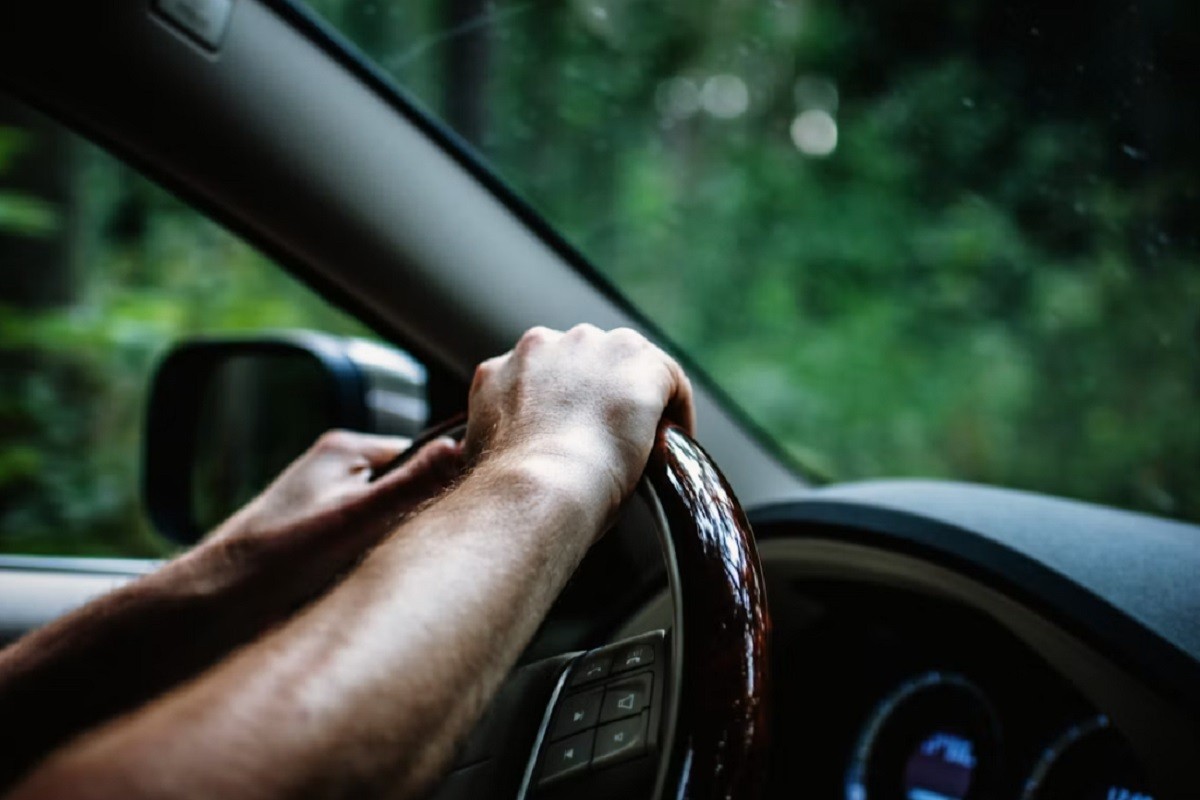 Škripi vam volan? Automobil možda upozorava na kvar