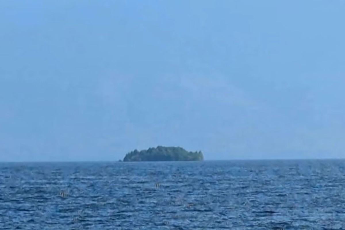 Misteriozno ostrvo koje je nestalo u jezeru ponovo isplivalo (FOTO, VIDEO)