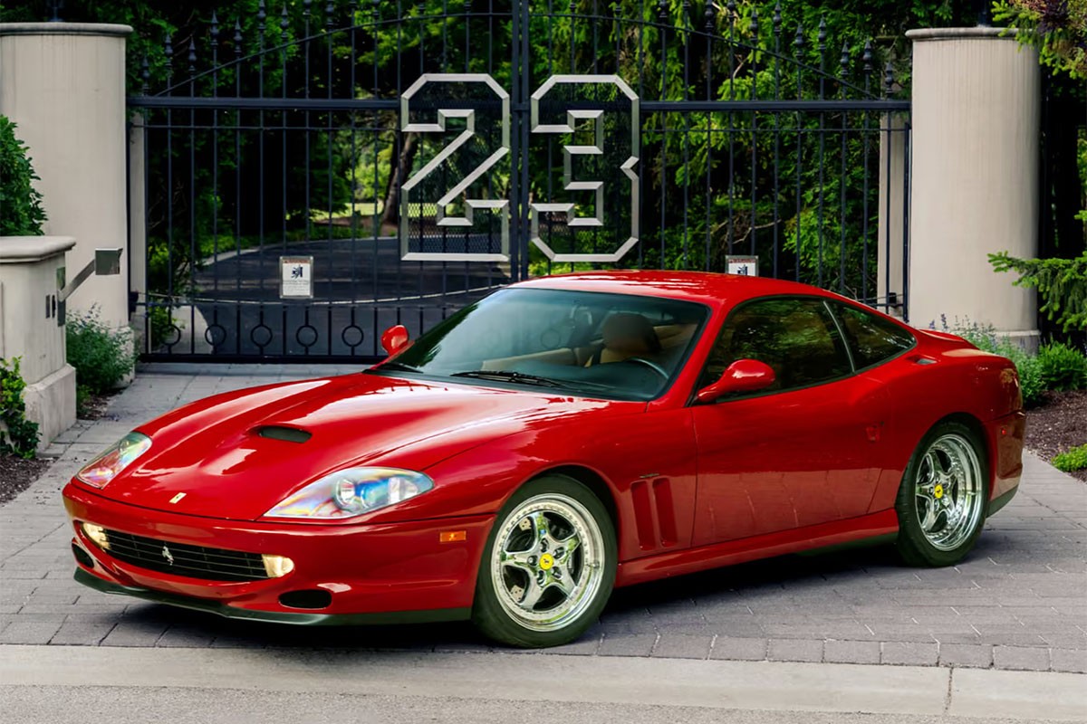 Džordanov Ferrari poslije 25 godina ide na aukciju za milione