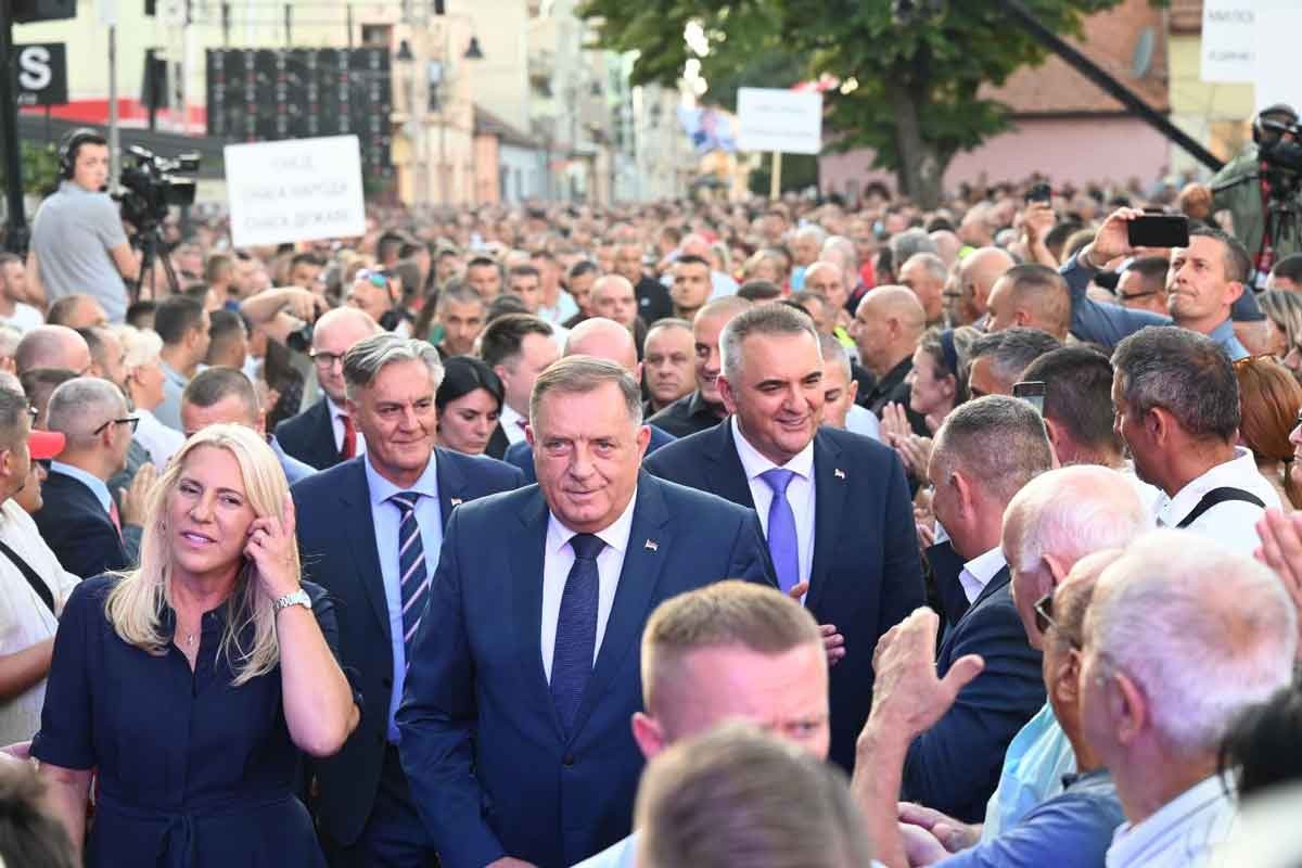 "SNSD je garancija za Republiku Srpsku"