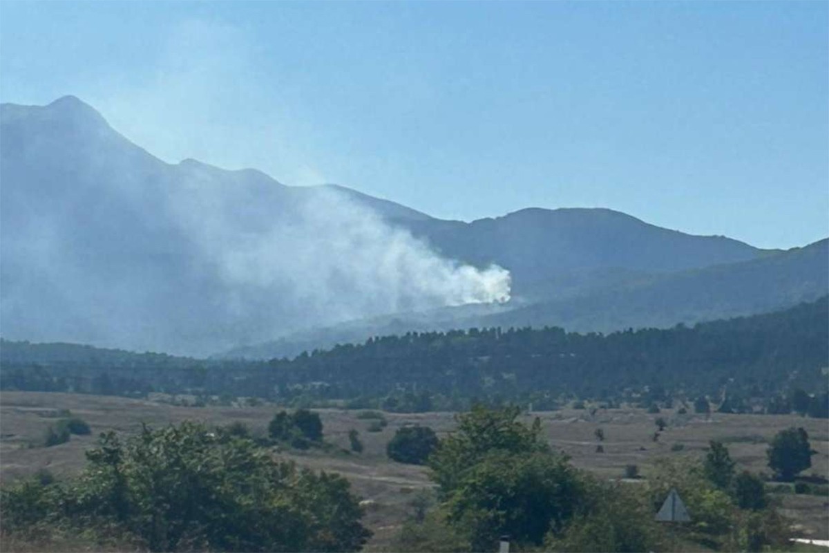 Ponovo se aktivirao požar kod Bosanskog Grahova, gori na dvije lokacije