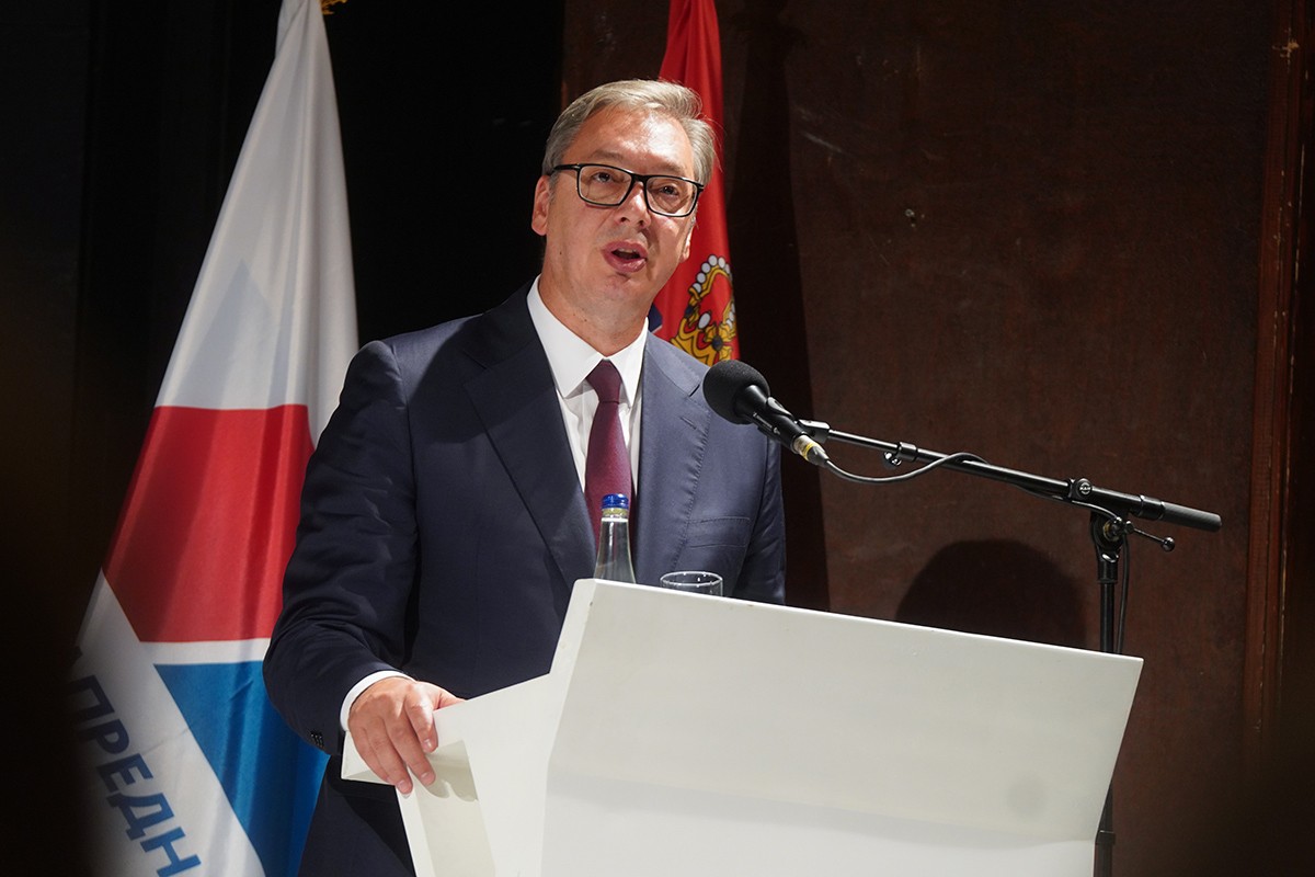 Vučić i zvanično kandidat SNS za premijera