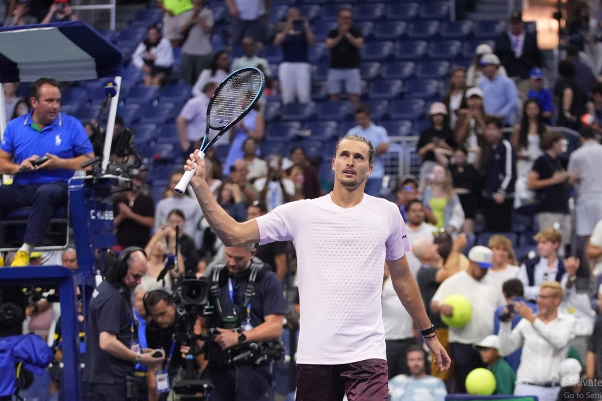 Aleksandar Zverev rutinski do osmine finala US Opena