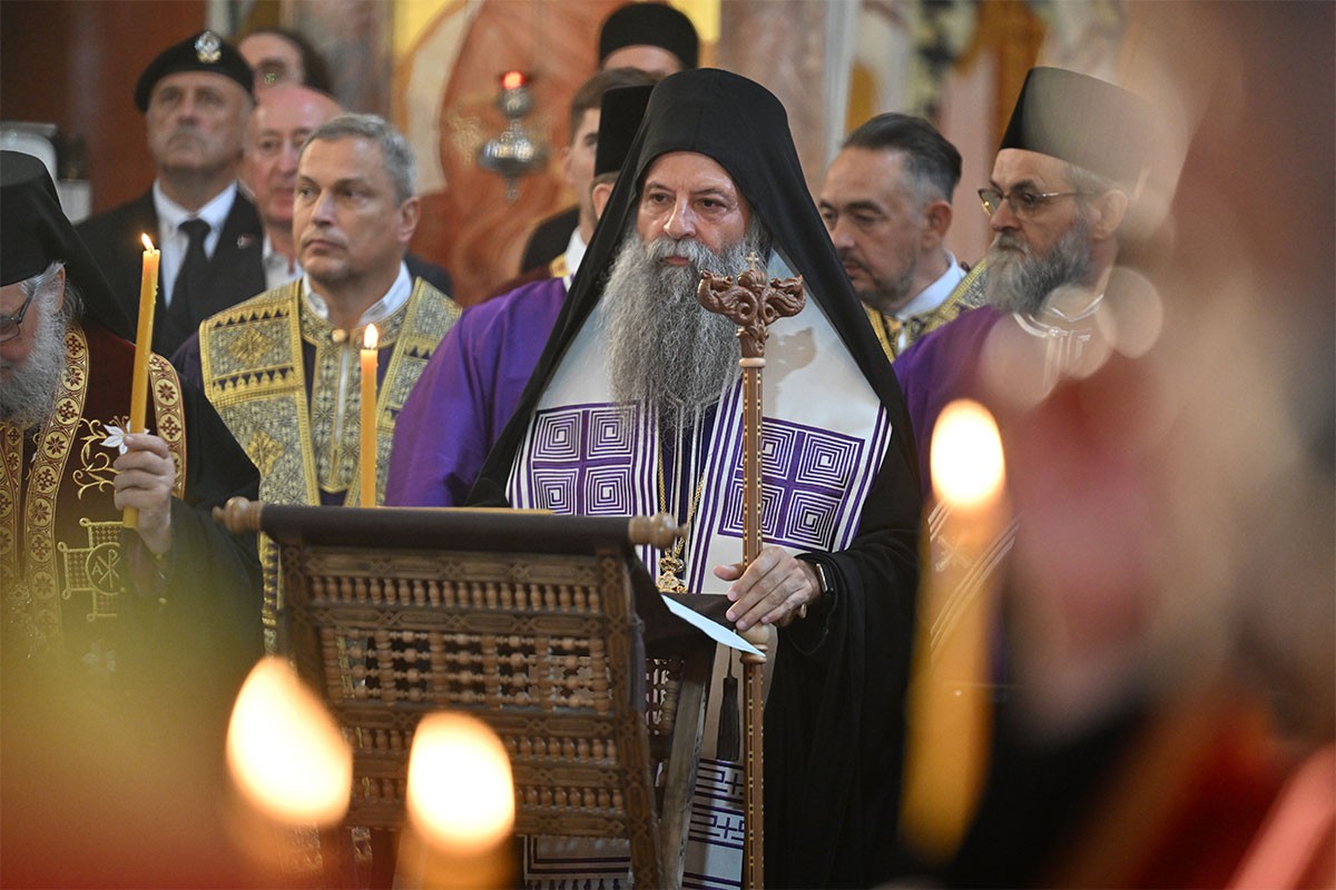 Šta je patrijarh Porfirije poručio tokom opijela Ratku Mladiću
