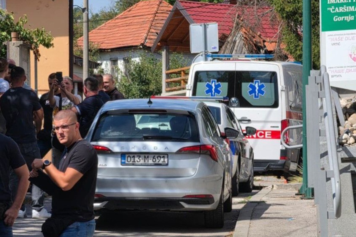Majke izbodenih učenica iz Tuzle progovorile: "Plaču, ne spavaju, imaju traume"