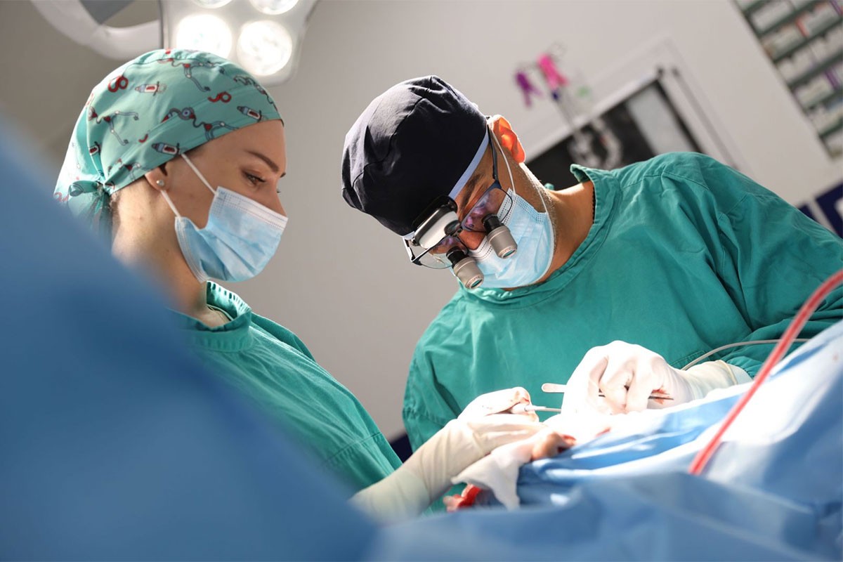 Prvi put u UKC Srpske: Operacijama liječe migrenu