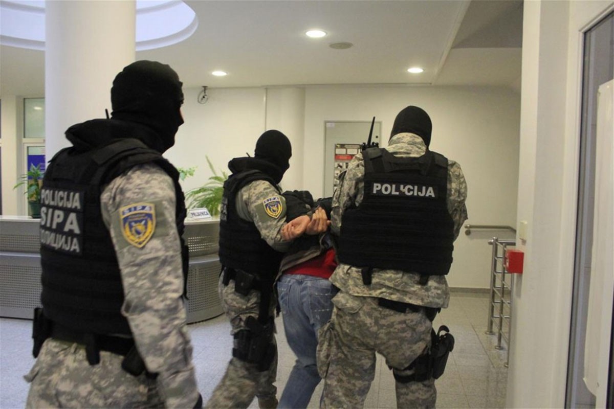 U SKY predmetima u BiH zaplijenjeni milioni i 1.670 kg droge, na meti i policajci