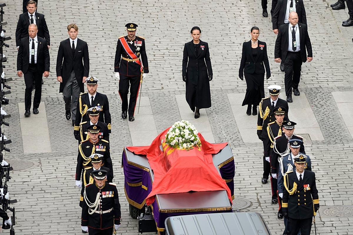 Norveška se oprostila od kralja Haralda V: Sahranjen u Oslu