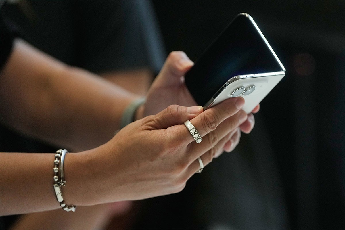 iPhone troši bateriju i kada ga ne koristite: Evo šta treba da učinite