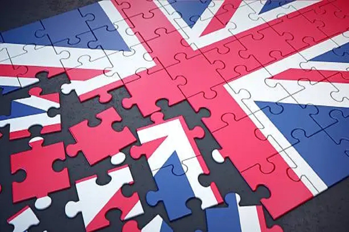 Sprema se politički potres u Britaniji: Traže referendume
