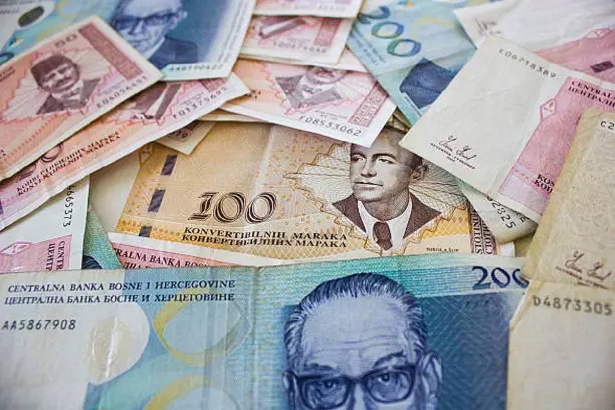 Pravdao se ženi za nestanak 5.000 KM pa zaradio optužnicu