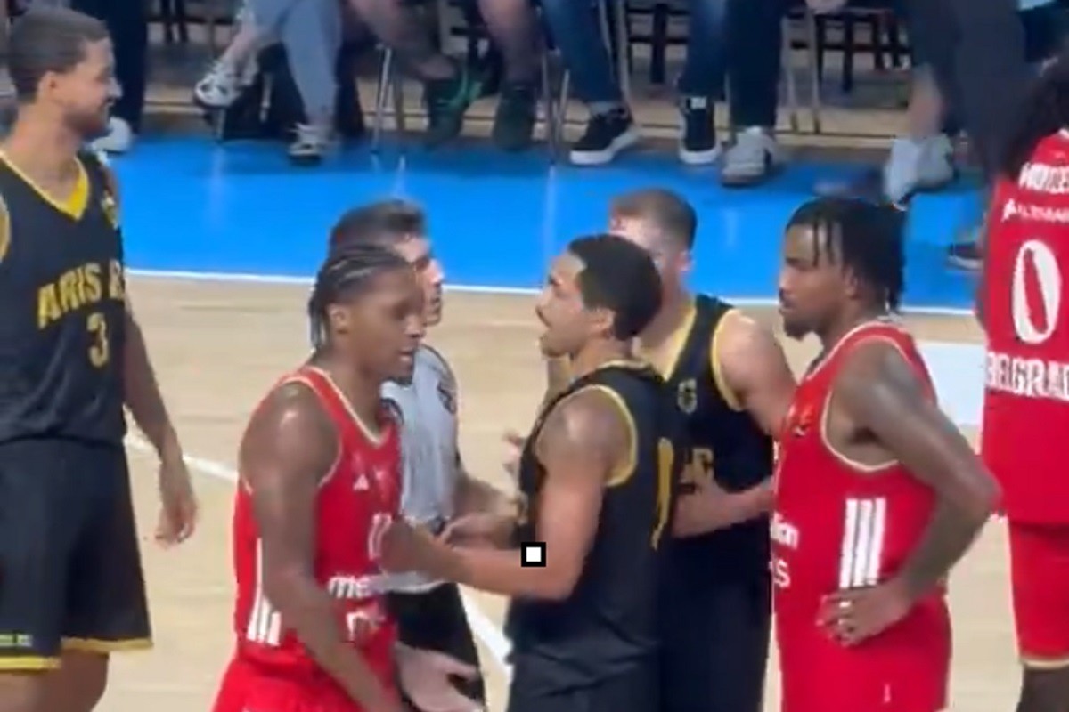 Aris razbio Zvezdu, a onda nastao haos na parketu (VIDEO)