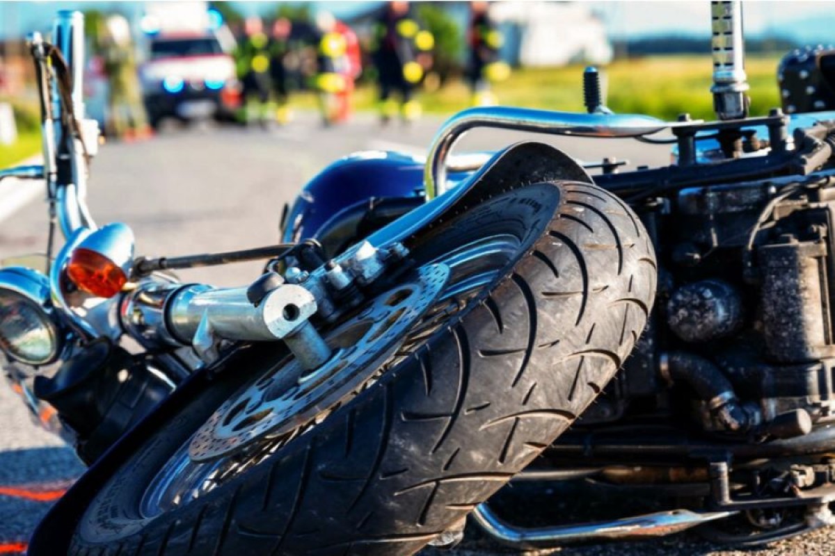 Proklizao u kružnom toku: Težak udes motocikliste iz BiH