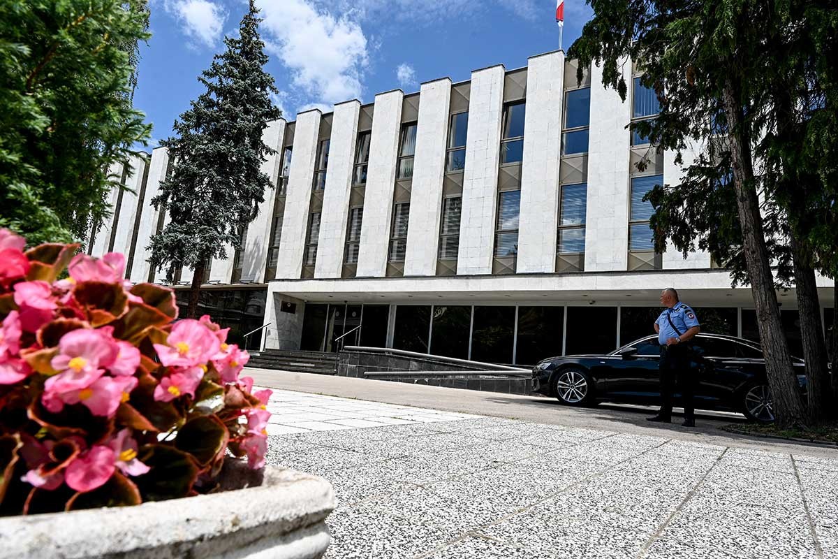 Sedam mandata, 14 lista: Ko ulazi u izbornu trku u Izbornoj jedinici 2
