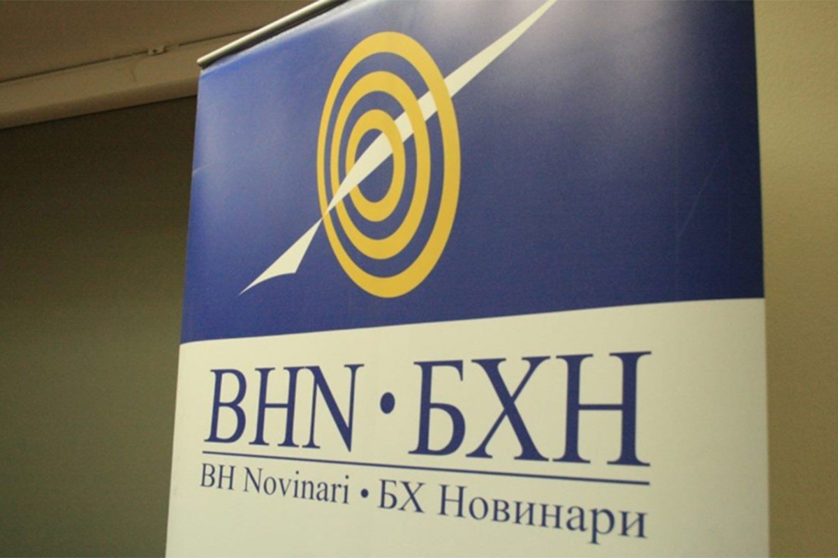 BH Novinari: Najoštrije osuđujemo napad na ekipu Federalne televizije u Brčkom