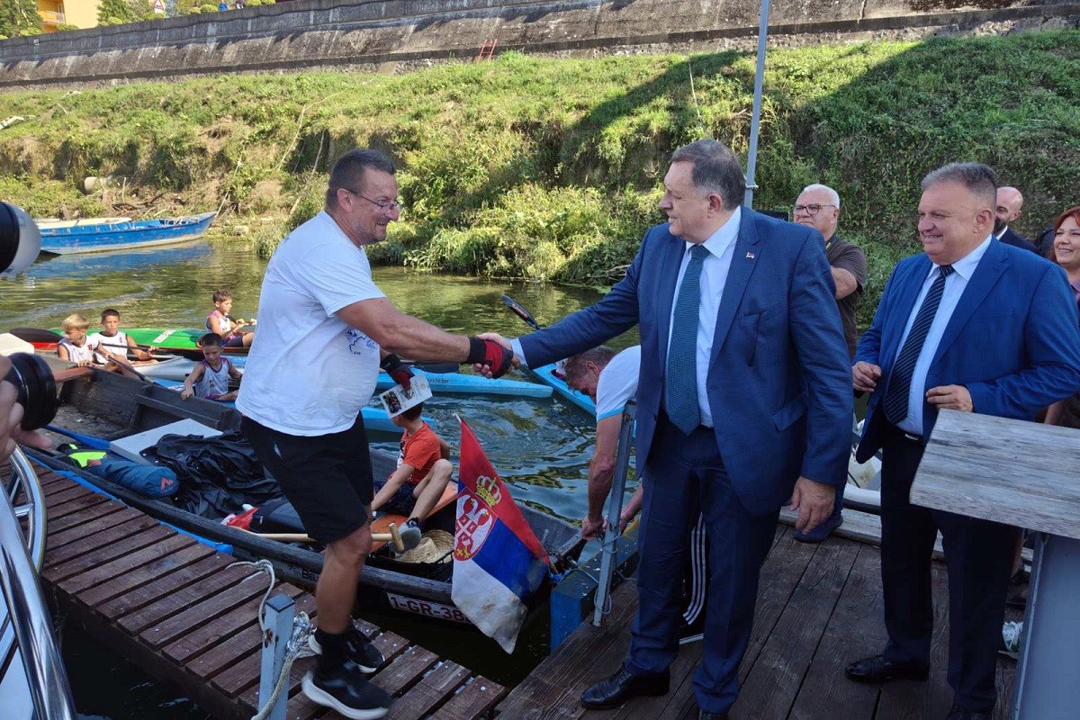 Podvig za djecu: Šinik veslao od Beograda do Gradiške