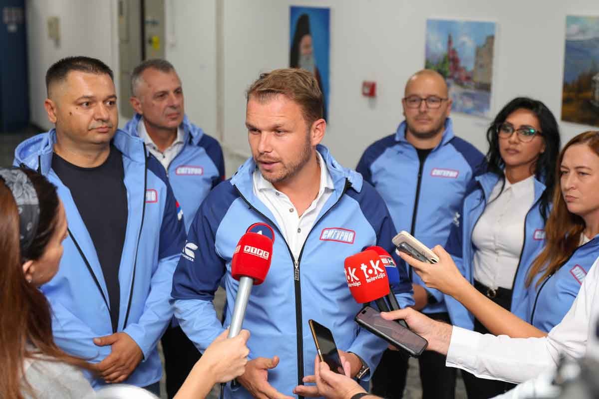 Stanivuković o Muzeju na Palama: Merdevine istrulile, obećanje nije ispunjeno