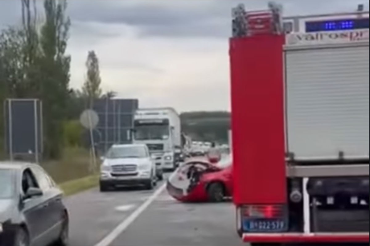 Teška nesreća na auto-putu u Srbiji: Dvije osobe poginule (VIDEO)