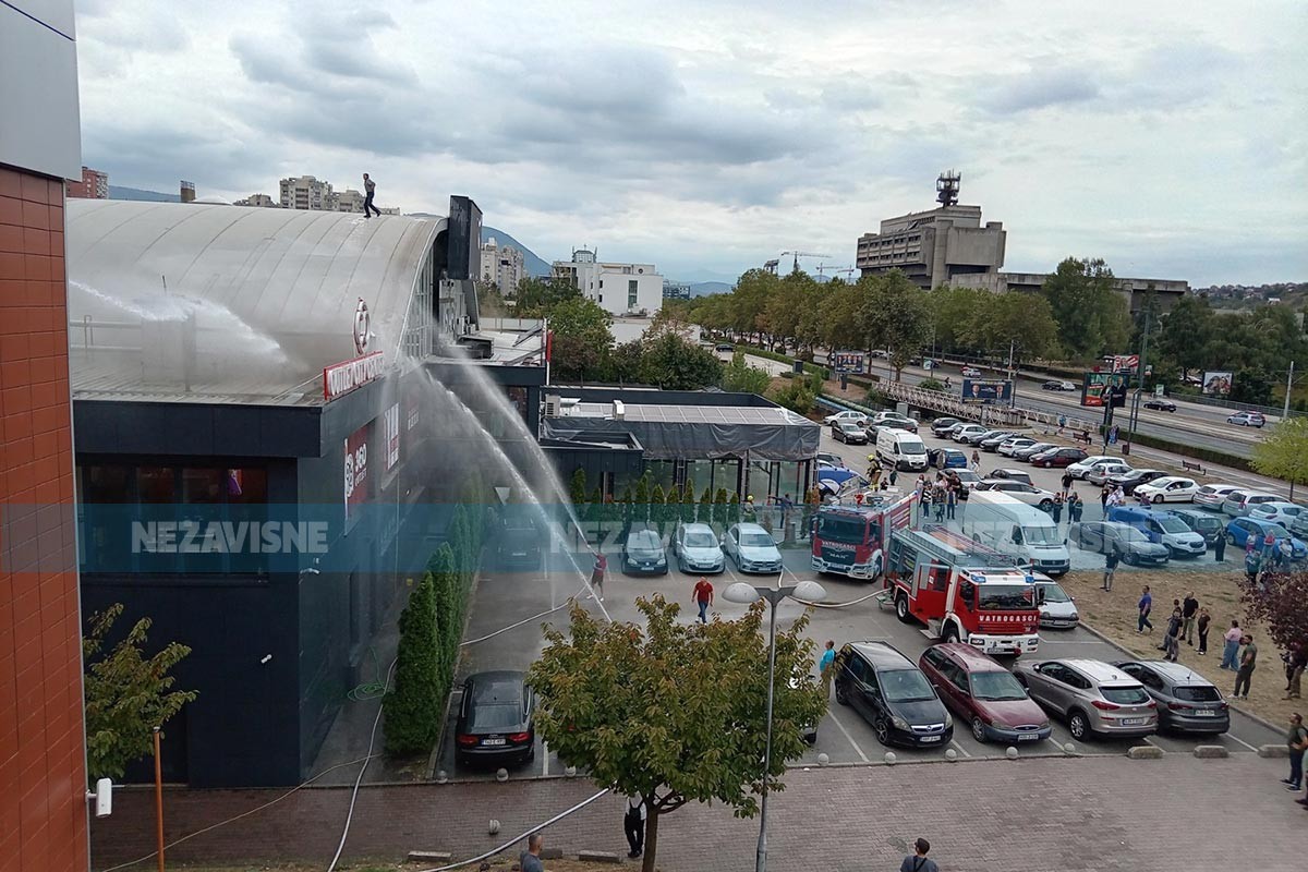 Veliki požar u Sarajevu: Gori objekat kod Olimpijskog bazena (FOTO, VIDEO)
